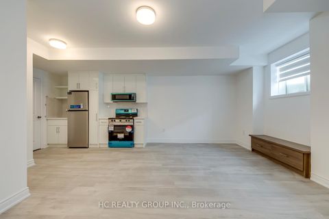 Photo 34 at 3219 Crystal Drive, GO Glenorchy, Oakville