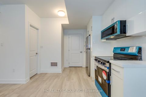 Photo 35 at 3219 Crystal Drive, GO Glenorchy, Oakville