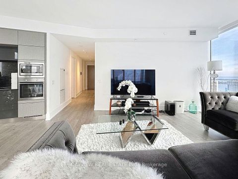 Photo 13 at 4110 - 10 York Street, Waterfront Communities C1, Toronto