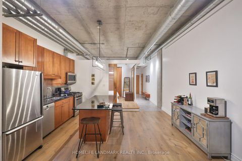 Photo 13 at 205 - 261 King Street E, Moss Park, Toronto