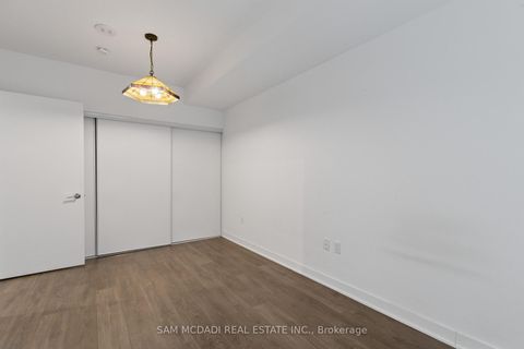 Photo 12 at 310 - 115 Blue Jays Way, Waterfront Communities C1, Toronto