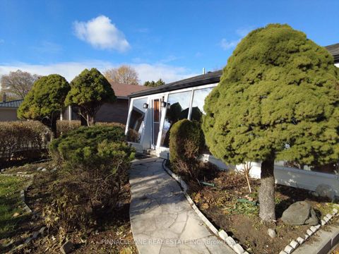 Photo 1 at 76 Sealstone Terrace, Morningside, Toronto