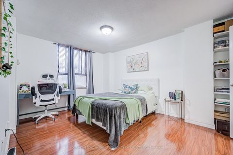 Photo 13 at 602 - 2721 Victoria Park Avenue, L'Amoreaux, Toronto