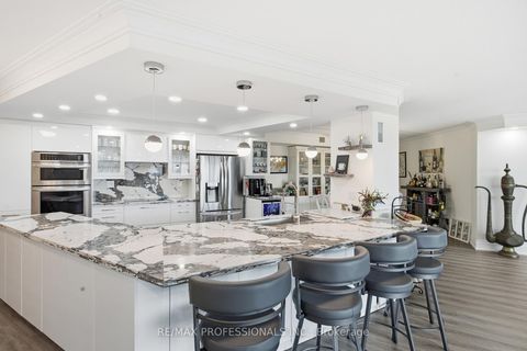 Photo 8 at 1410 - 2000 Islington Avenue, The Westway, Toronto