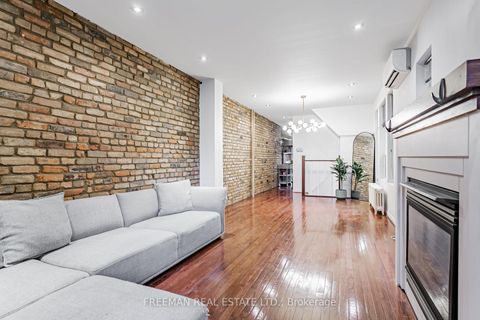 Photo 1 at 490 Montrose Avenue, Little Italy, Toronto