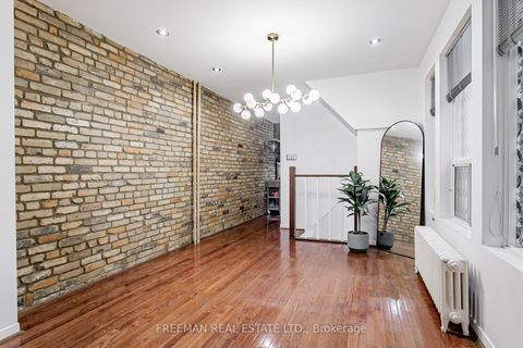 Photo 3 at 490 Montrose Avenue, Little Italy, Toronto