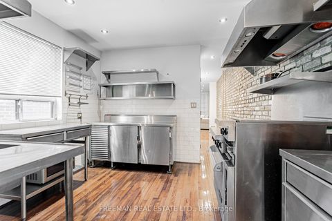 Photo 12 at 490 Montrose Avenue, Little Italy, Toronto