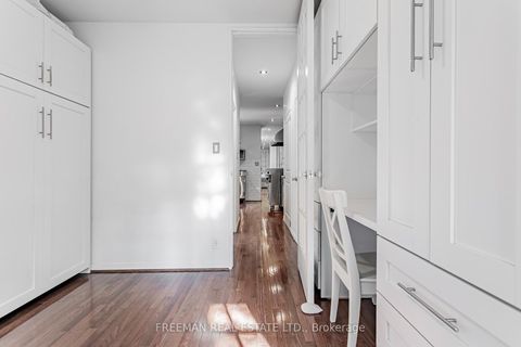 Photo 15 at 490 Montrose Avenue, Little Italy, Toronto