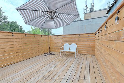 Photo 34 at 490 Montrose Avenue, Little Italy, Toronto