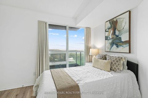Photo 26 at 1608 - 219 Fort York Boulevard, Niagara, Toronto