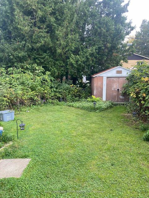 Photo 4 at 33 Roxaline Street, Humber Heights, Toronto