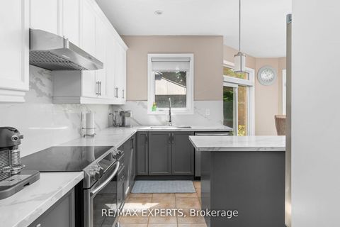 Photo 8 at 170 Ivy Jay Crescent, Bayview Northeast, Aurora