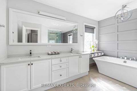 Photo 14 at 170 Ivy Jay Crescent, Bayview Northeast, Aurora