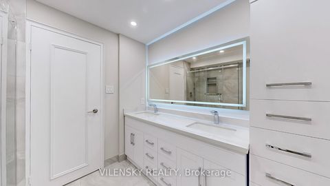 Photo 12 at 613 - 5 Weldrick Road, North Richvale, Richmond Hill