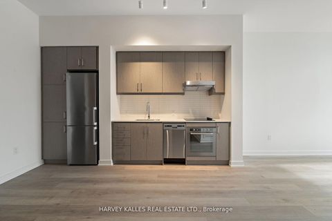 Photo 2 at 616 - 9 Tecumseth Street, Niagara, Toronto