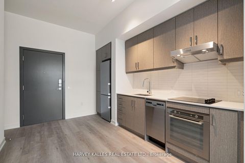 Photo 4 at 616 - 9 Tecumseth Street, Niagara, Toronto