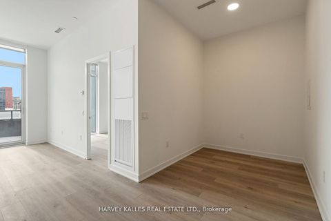 Photo 8 at 616 - 9 Tecumseth Street, Niagara, Toronto