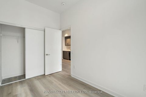 Photo 10 at 616 - 9 Tecumseth Street, Niagara, Toronto