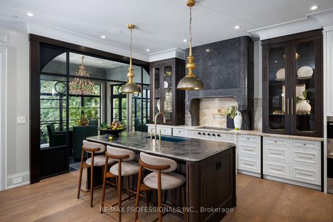 Photo 15 at 30 Dacre Crescent, Swansea, Toronto