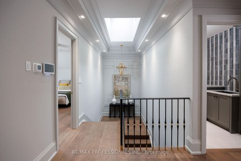 Photo 31 at 30 Dacre Crescent, Swansea, Toronto