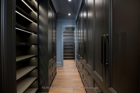 Photo 35 at 30 Dacre Crescent, Swansea, Toronto