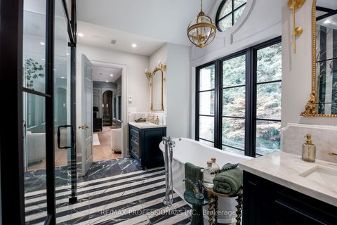 Photo 37 at 30 Dacre Crescent, Swansea, Toronto