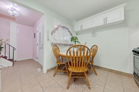 Photo 7 at 36 Goskin Court, Malvern, Toronto