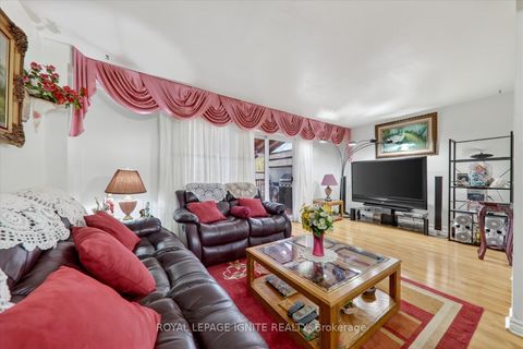 Photo 11 at 36 Goskin Court, Malvern, Toronto