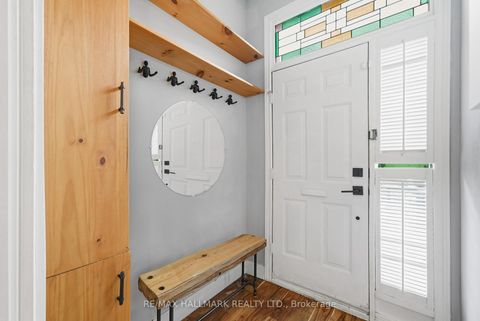 Photo 5 at 189 Ontario Street, Moss Park, Toronto