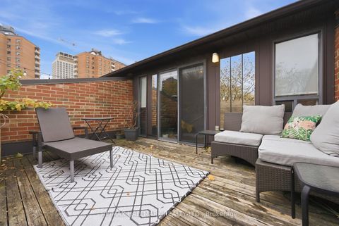 Photo 32 at 189 Ontario Street, Moss Park, Toronto