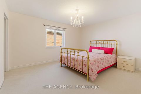 Photo 19 at 33 Ascalon Drive, Patterson, Vaughan