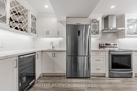 Photo 22 at 33 Ascalon Drive, Patterson, Vaughan