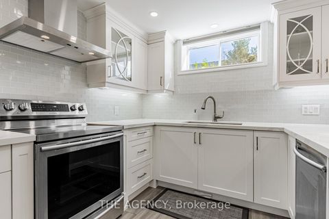 Photo 24 at 33 Ascalon Drive, Patterson, Vaughan