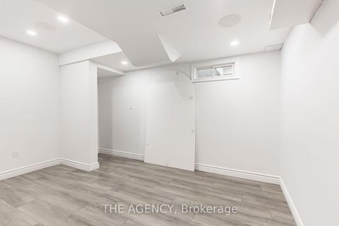 Photo 29 at 33 Ascalon Drive, Patterson, Vaughan