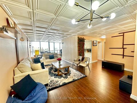 Photo 5 at 510 - 3 Rowntree Road, Jamestown, Toronto