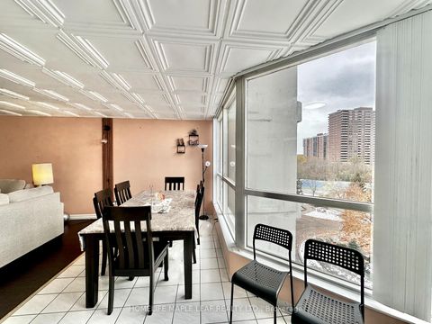 Photo 9 at 510 - 3 Rowntree Road, Jamestown, Toronto