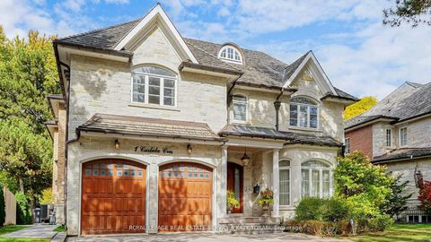 Photo 3 at 1 Carluke Crescent, Windfields, Toronto