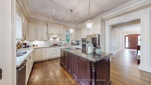 Photo 16 at 1 Carluke Crescent, Windfields, Toronto