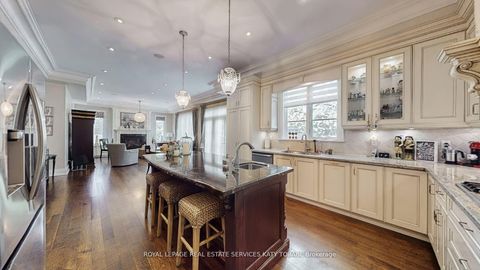 Photo 17 at 1 Carluke Crescent, Windfields, Toronto