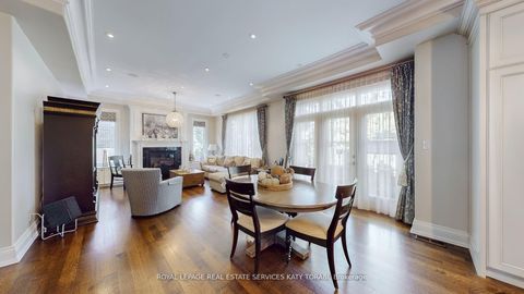Photo 19 at 1 Carluke Crescent, Windfields, Toronto