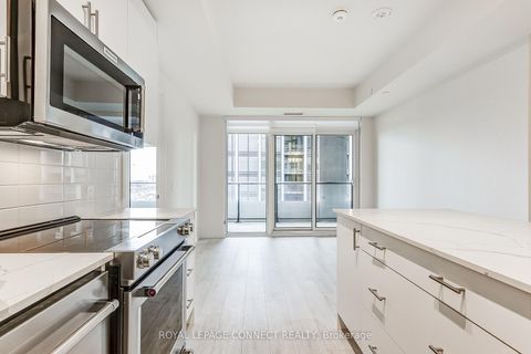 Photo 9 at 419 - 8960 Jane Street, Vellore Village, Vaughan