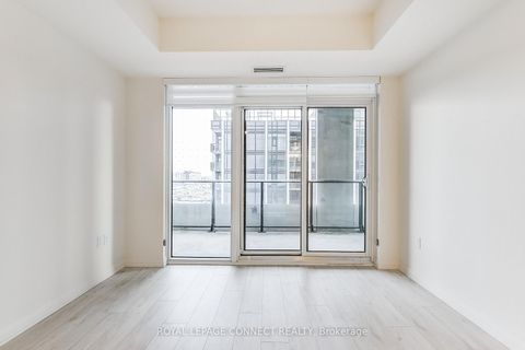 Photo 11 at 419 - 8960 Jane Street, Vellore Village, Vaughan