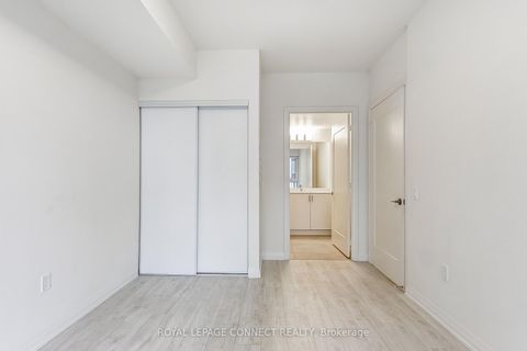 Photo 17 at 419 - 8960 Jane Street, Vellore Village, Vaughan