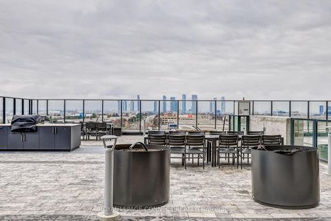 Photo 34 at 419 - 8960 Jane Street, Vellore Village, Vaughan