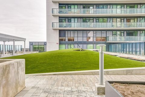 Photo 35 at 419 - 8960 Jane Street, Vellore Village, Vaughan