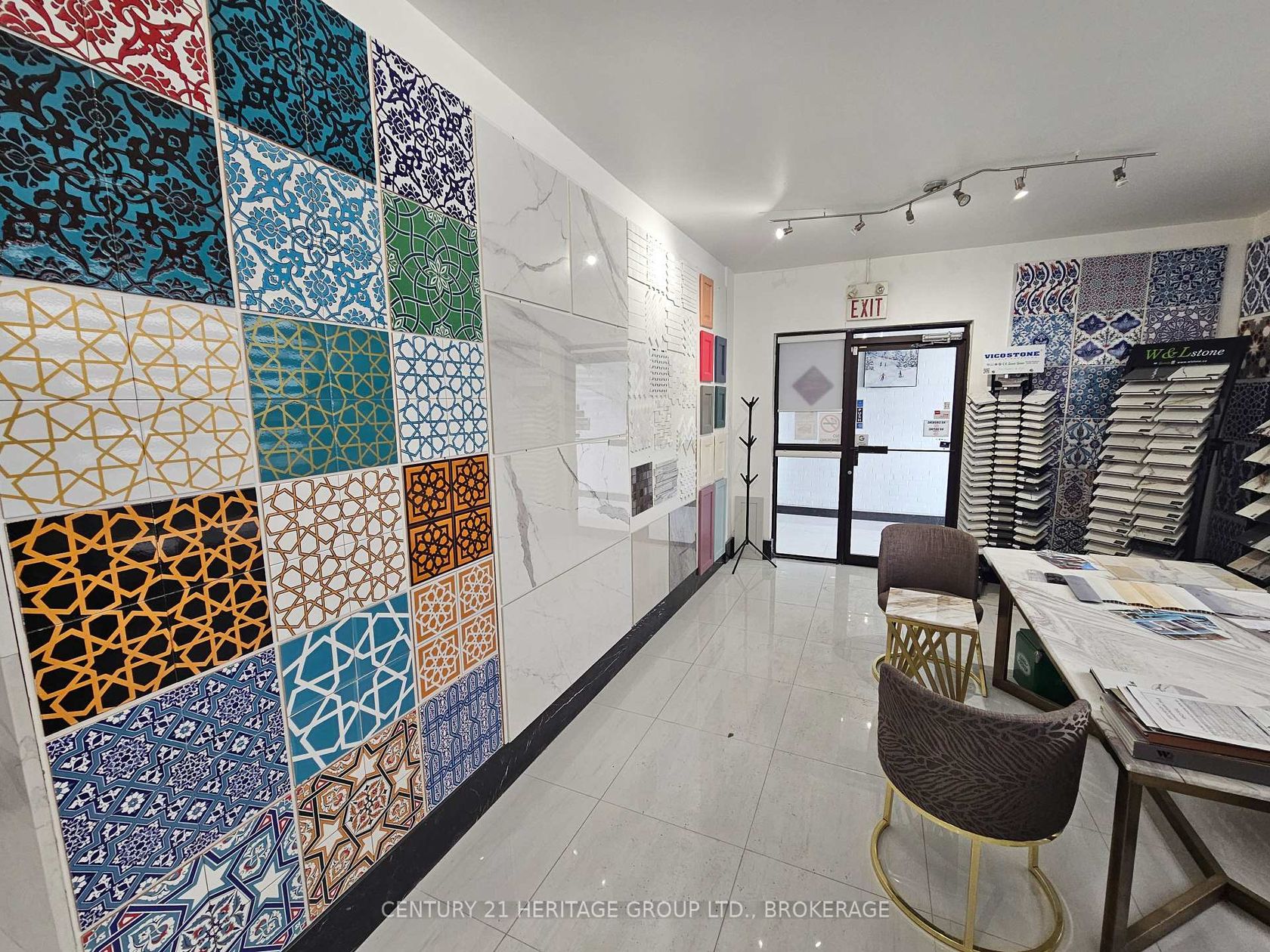 101 Rivalda Road, Humbermede, Toronto photo number 2