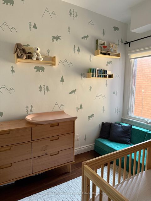 Photo 11 at 410 Manning Avenue, Little Italy, Toronto