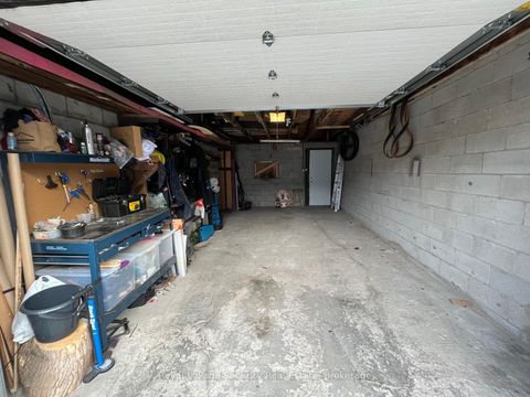 Photo 36 at 410 Manning Avenue, Little Italy, Toronto