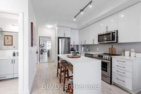 Photo 11 at 528 - 591 Sheppard Avenue E, Bayview Village, Toronto