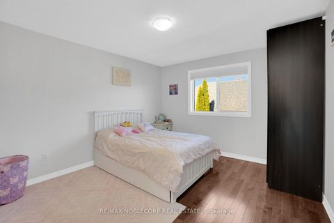 Photo 19 at 92 Water Garden Lane, Sonoma Heights, Vaughan